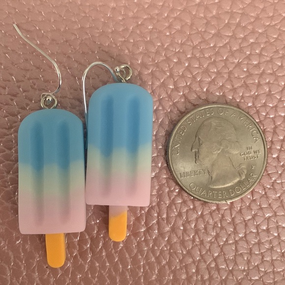 Pinup style Popsicle earrings on Sterling silver hook - Picture 5 of 8